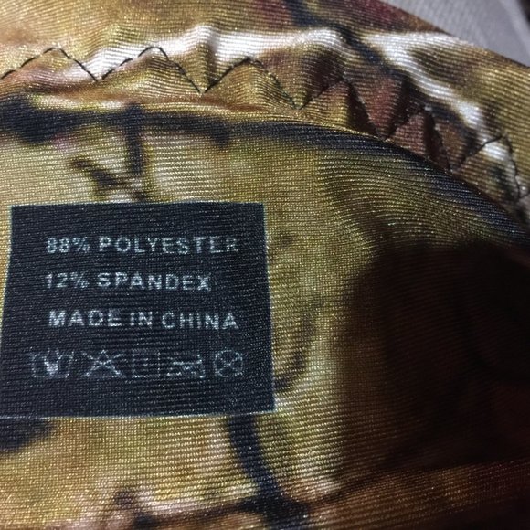 Very Petite Real Tree Polyester Spandex Leggings and Tank - Picture 11 of 11